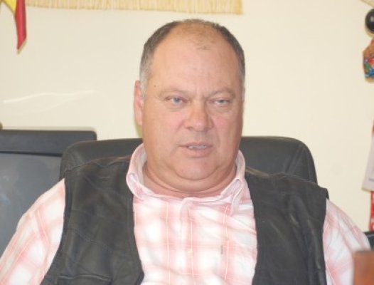 Primarul şi contabila-şefă din Primăria Tuzla, într-un nou dosar de corupţie